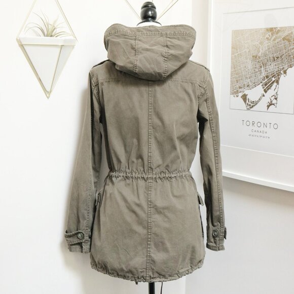Olive Green Cotton Utility Cargo Anorak Jacket 🫒 TALULA Aritzia - Picture 6 of 13
